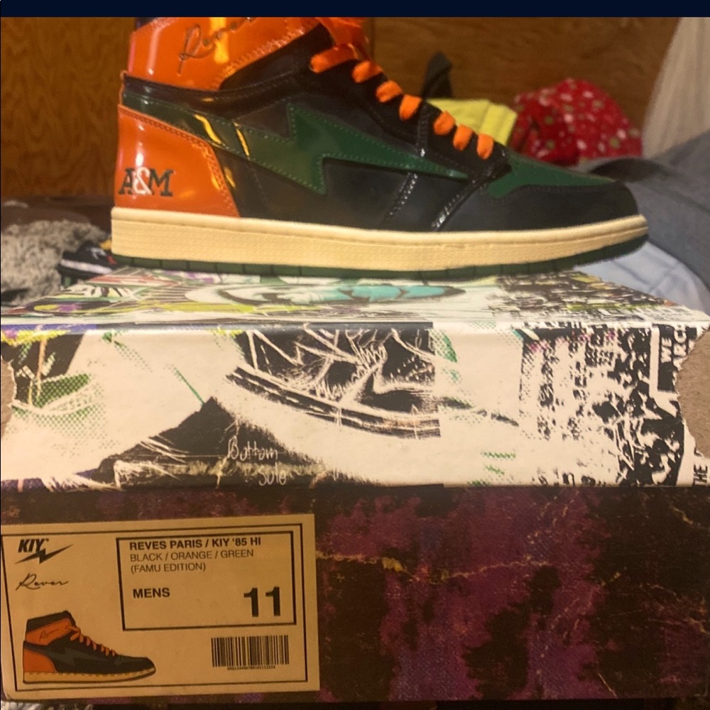 KIY 85 Jordan 1 street Swag